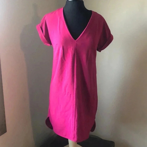a new day Dresses & Skirts - Magenta Dress‎